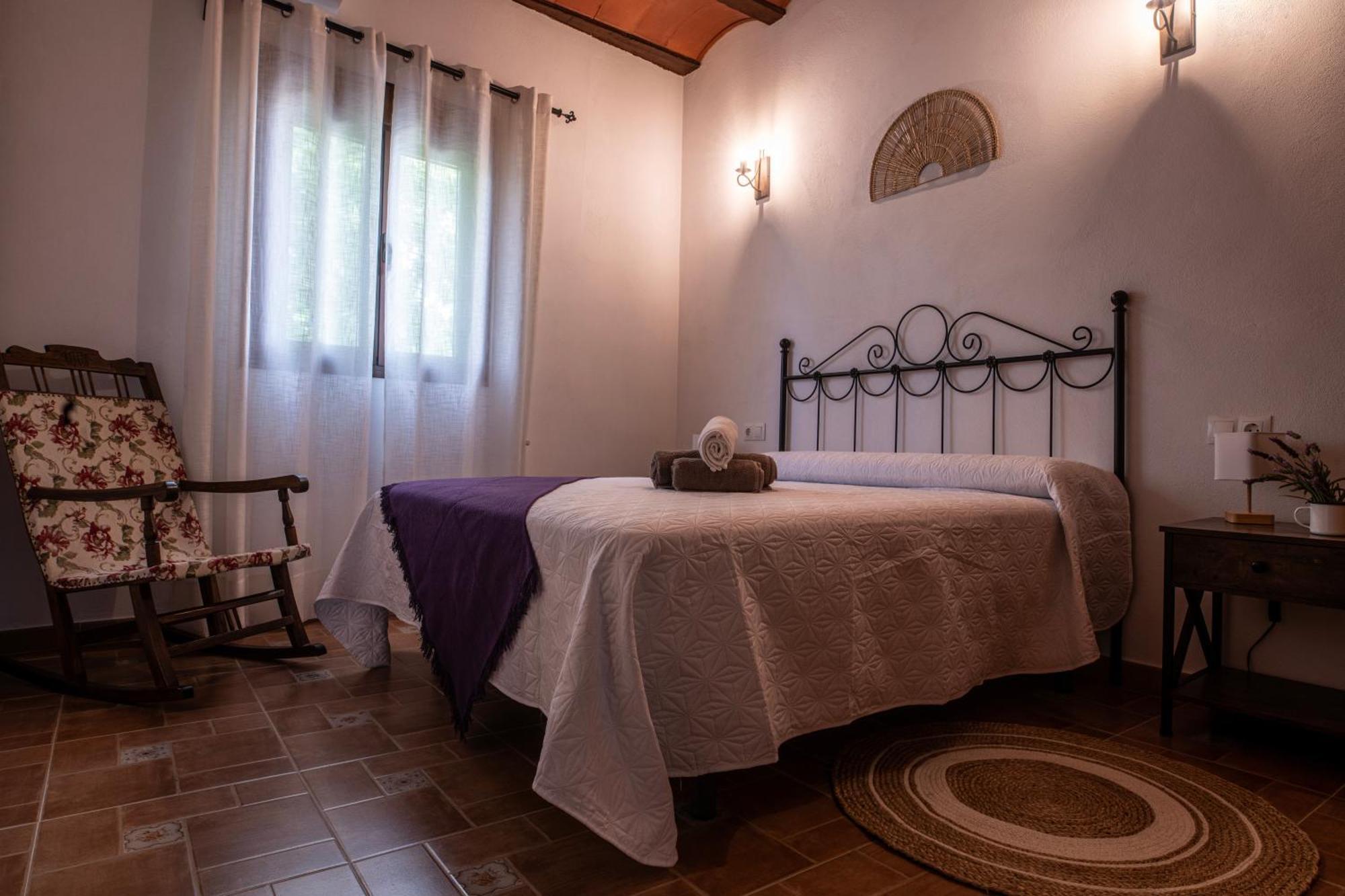 Alojamiento Turistico Loma Alta Cambil Buitenkant foto