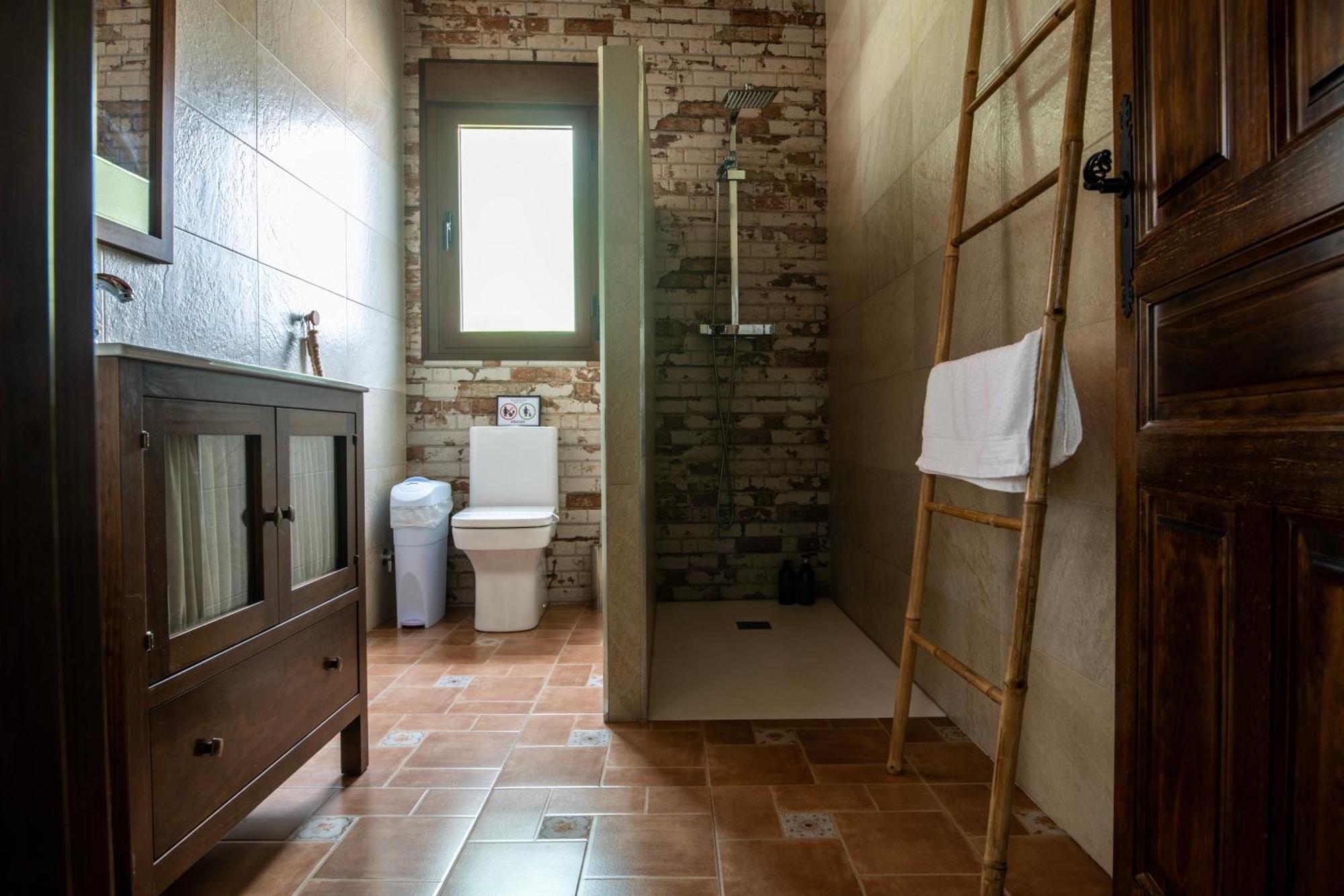 Alojamiento Turistico Loma Alta Cambil Buitenkant foto