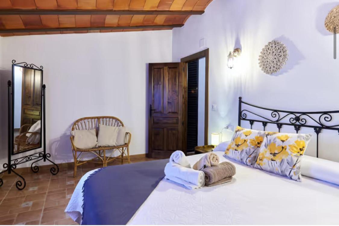 Alojamiento Turistico Loma Alta Cambil Buitenkant foto